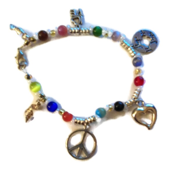 RESTOCKED Peace Love Hope rainbow charm bracelet - Picture 3 of 8